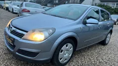 Silber Gebraucht 2005 Opel Astra Edition Limousine | 2.999 € (Fairer Preis)