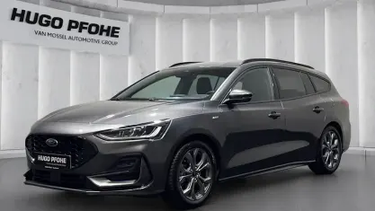 Gebraucht Ford Focus ST-Line 155 PS (114 kW) 2025 Grau Kombi