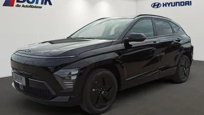 Neu Hyundai Kona Trend 99 kW (135 PS) 2025 Abyss black SUV