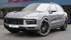 Quarzitgraumetallic Gebraucht 2025 Porsche Cayenne SUV | 119.888 € (Fairer Preis)