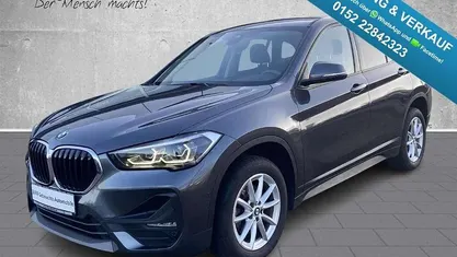 Mineralgrau metallic Gebraucht 2022 BMW X1 Sport Line SUV | 22.888 € (Guter Preis)