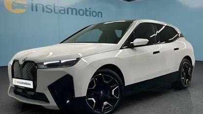 Weiß Gebraucht 2023 BMW M240 SUV | 46.849 € (Guter Preis)