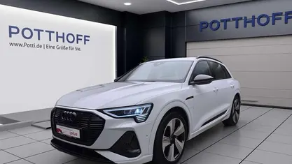 Weiß Gebraucht 2022 Audi e-tron S-Line SUV | 36.750 € (Fairer Preis)
