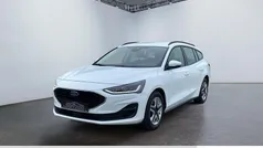 Frost weiss Gebraucht 2022 Ford Focus Cool & Connect Kombi | 16.643 € (Superpreis)