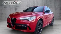 Colore esterno (rosso alfa, u Gebraucht 2022 Alfa Romeo Stelvio Quadrifoglio SUV | 59.111 € (Fairer Preis)
