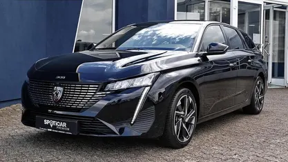 Schwarz Gebraucht 2024 Peugeot 308 SW Allure Kombi | 22.650 € (Fairer Preis)