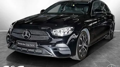 Unilack schwarz Gebraucht 2022 Mercedes E300 AMG Kombi | 41.860 € (Etwas zu teuer)