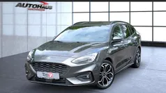 Grau Gebraucht 2020 Ford Focus ST-Line X Kombi | 18.950 € (Fairer Preis)