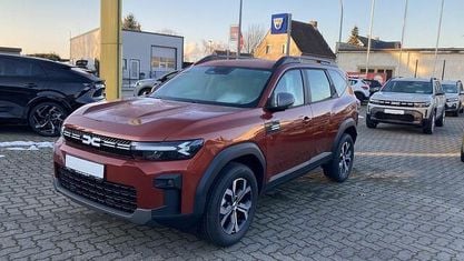Nowe Dacia Bigster Expression 140 KM (102 kW) 2026 Brązowy SUV