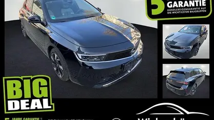 Diamant schwarz/karbon schwarz (metallic) Gebraucht 2022 Opel Astra Elegance Limousine | 18.290 € (Fairer Preis)