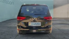 Schwarz Gebraucht 2024 VW Touran Pro Van / Kleinbus | 38.248 € (Fairer Preis)