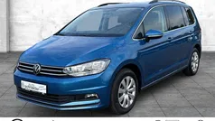 Blau Gebraucht 2022 VW Touran Comfortline Van / Kleinbus | 28.490 € (Fairer Preis)