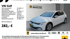 Weiß Gebraucht 2022 VW Golf VIII Life Limousine | 21.888 € (Fairer Preis)