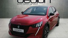 Rot Gebraucht 2021 Peugeot e-208 GT Kleinwagen | 16.880 € (Fairer Preis)