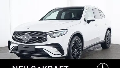 Gebraucht Mercedes GLC300 AMG 258 PS (189 kW) 2024 Weiß SUV