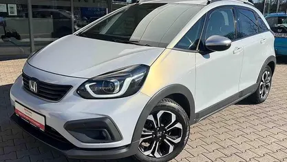 Gebraucht Honda Jazz Executive 109 PS (80 kW) 2022 Premium sunlight white Kleinwagen