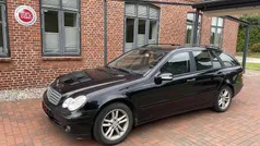 Schwarz Gebraucht 2006 Mercedes C220 Classic Kombi | 1.990 € (Etwas zu teuer)