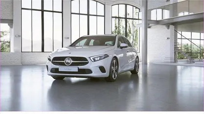 Gebraucht Mercedes A200 Progressive 163 PS (119 kW) 2021 Unilack polarweiß Limousine