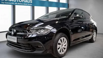 Schwarz Gebraucht 2023 VW Polo IQ Drive Kleinwagen | 16.670 € (Guter Preis)