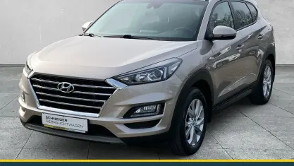 Gebraucht Hyundai Tucson 136 PS (100 kW) 2020 Grau SUV