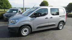 Gebraucht 2021 Opel Combo Selection Van / Kleinbus | 13.300 € (Guter Preis)