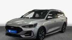 Moondust silver (metallic) Gebraucht 2023 Ford Focus ST-Line Kombi | 24.500 € (Guter Preis)
