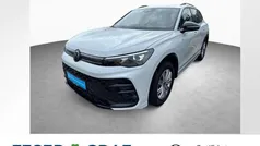Oryxweiß perlmutteffekt Gebraucht 2024 VW Tiguan Style SUV | 40.940 € (Fairer Preis)