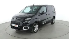 Schwarz Gebraucht 2023 Citroën Berlingo Feel Van / Kleinbus | 23.690 € (Fairer Preis)