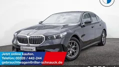 Black sapphire Gebraucht 2024 BMW 520 Comfort Edition Limousine | 51.950 € (Guter Preis)