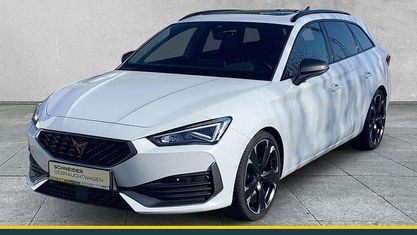 Używany Cupra Leon VZ 310 KM (228 kW) 2022 Biały Kombi