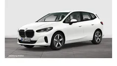 Weiß Gebraucht 2022 BMW 218 Sport Line Van / Kleinbus | 28.890 € (Fairer Preis)