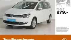 Weiss Gebraucht 2022 VW Sharan Comfortline Van / Kleinbus | 27.440 € (Fairer Preis)