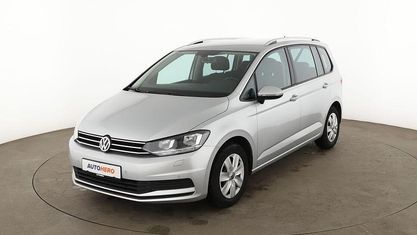 Używany VW Touran Comfortline 116 KM (85 kW) 2017 Srebrny Minivan