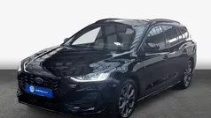 Schwarz Gebraucht 2023 Ford Focus ST-Line X Kombi | 21.940 € (Guter Preis)