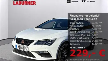 Weiss Gebraucht 2019 Cupra Leon Kombi | 23.930 € (Fairer Preis)