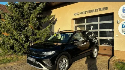 Gebraucht VW T-Cross Edition 116 PS (85 kW) 2026 2t deep black perleffekt SUV