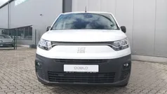 Weiß Gebraucht 2023 Fiat Doblò Van / Kleinbus | 24.990 € (Fairer Preis)