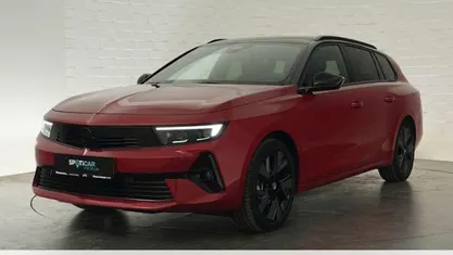 Rot Gebraucht 2024 Opel Astra S Kombi | 26.624 € (Guter Preis)
