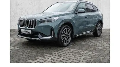 Usata BMW X1 Luxury Line 163 CV (119 kW) 2024 Verde SUV