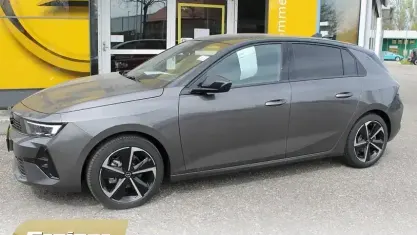 Gebraucht Opel Astra 131 PS (96 kW) 2025 5 türen Limousine