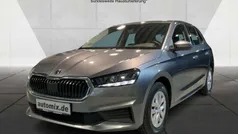 Graphite grau metallic Gebraucht 2023 Skoda Fabia Kleinwagen | 18.600 € (Fairer Preis)