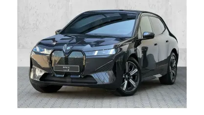 Neu BMW iX 400 kW (544 PS) 2026 Grau SUV