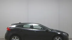 Schwarz Gebraucht 2013 Volvo V40 Momentum Kombi | 8.250 € (Superpreis)