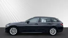 Schwarz Gebraucht 2022 BMW 320 Advantage Kombi | 25.688 € (Superpreis)