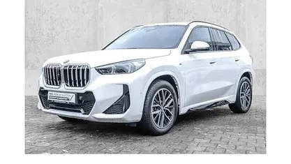 Gebraucht 2024 BMW X1 Luxury Line SUV | 35.495 € (Superpreis)