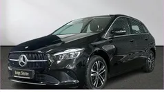Lack kosmosschwarz Gebraucht 2023 Mercedes B250e Progressive Van / Kleinbus | 32.630 € (Fairer Preis)