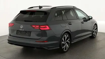 Gebraucht 2024 VW Golf VIII R-line Kombi | 32.419 € (Fairer Preis)