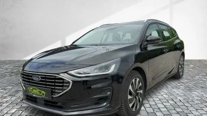 Gebraucht Ford Focus Titanium 155 PS (114 kW) 2025 Agate black metallic Limousine