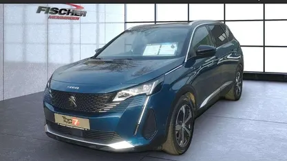 Blau Gebraucht 2022 Peugeot 5008 GT SUV | 29.990 € (Fairer Preis)