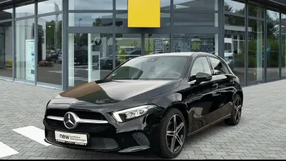 Gebraucht Mercedes A200 163 PS (119 kW) 2018 Nachtschwarz  unilack (schwarz) Limousine